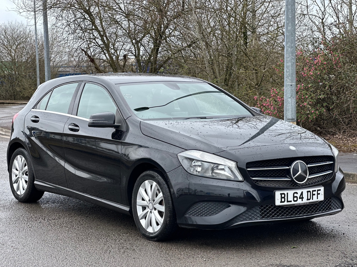 Used Mercedes-Benz A-Class 2015 for sale - 77945207: Photo 2