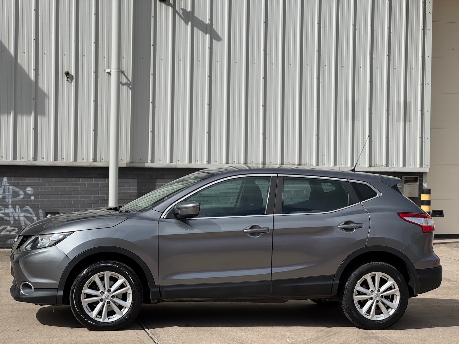Used Nissan Qashqai 2015 for sale - 75976242: Photo 3