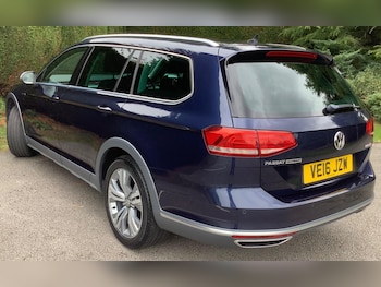 Used Volkswagen Passat 2016 for sale - 78406059: Photo