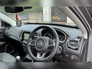 Used Jeep Compass 2019 for sale - 78562215: Photo