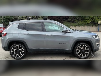 Used Jeep Compass 2019 for sale - 78842733: Photo