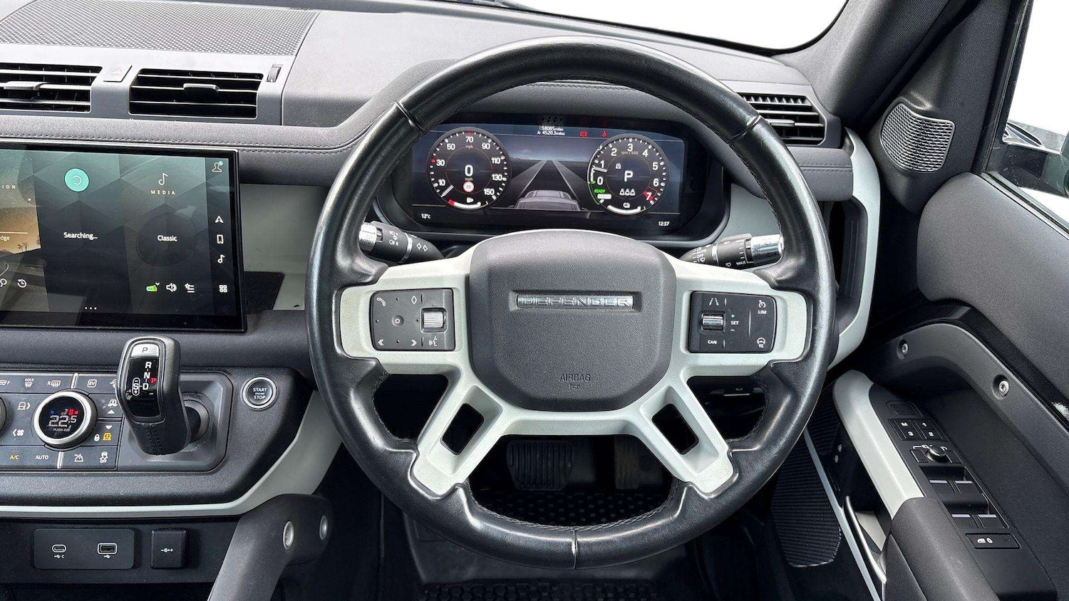 Used Land Rover Defender 2022 for sale - 77397855: Photo 15