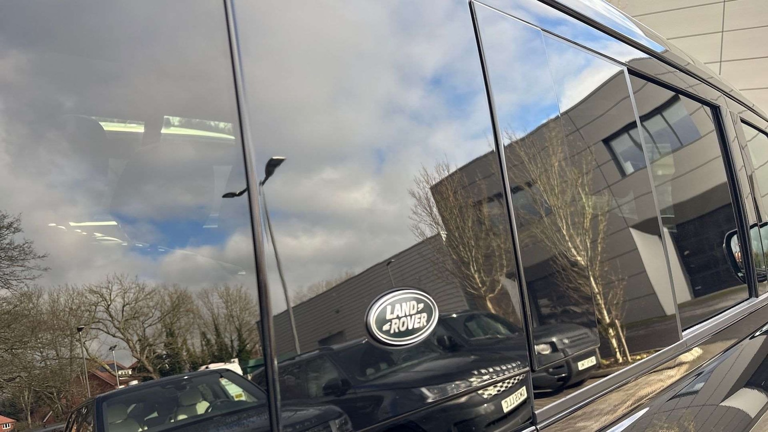 Used Land Rover Defender 2022 for sale - 77397855: Photo 29