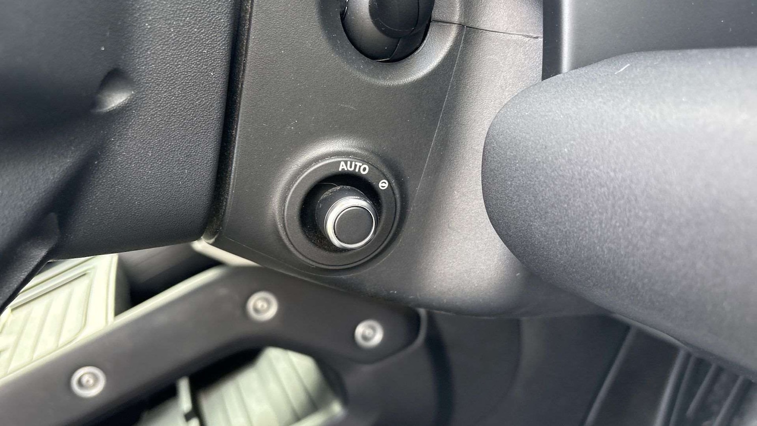 Used Land Rover Defender 2022 for sale - 77397855: Photo 35