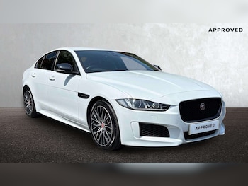Used Jaguar XE 2019 for sale - 79183671: Photo
