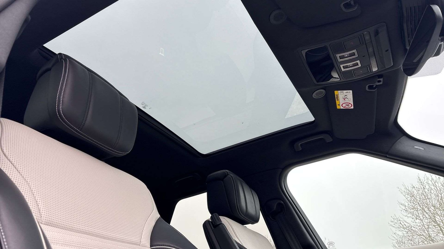 Used Land Rover Discovery 2024 for sale - 76955162: Photo 21