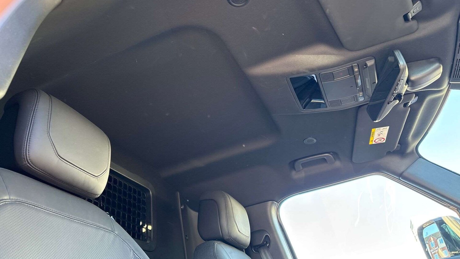 Used Land Rover Defender 110 2024 for sale - 76587688: Photo 21