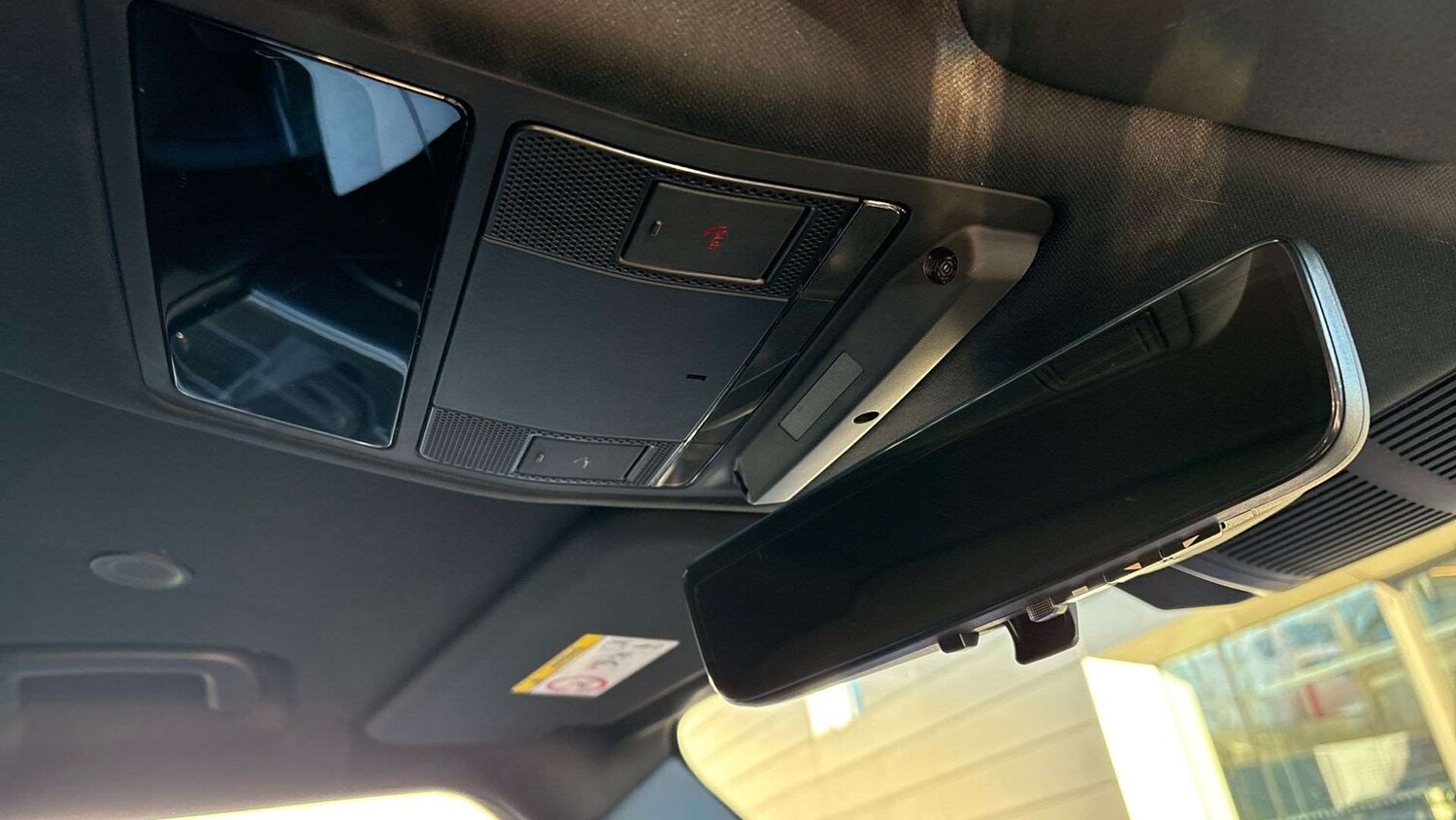 Used Land Rover Defender 110 2024 for sale - 76587688: Photo 23