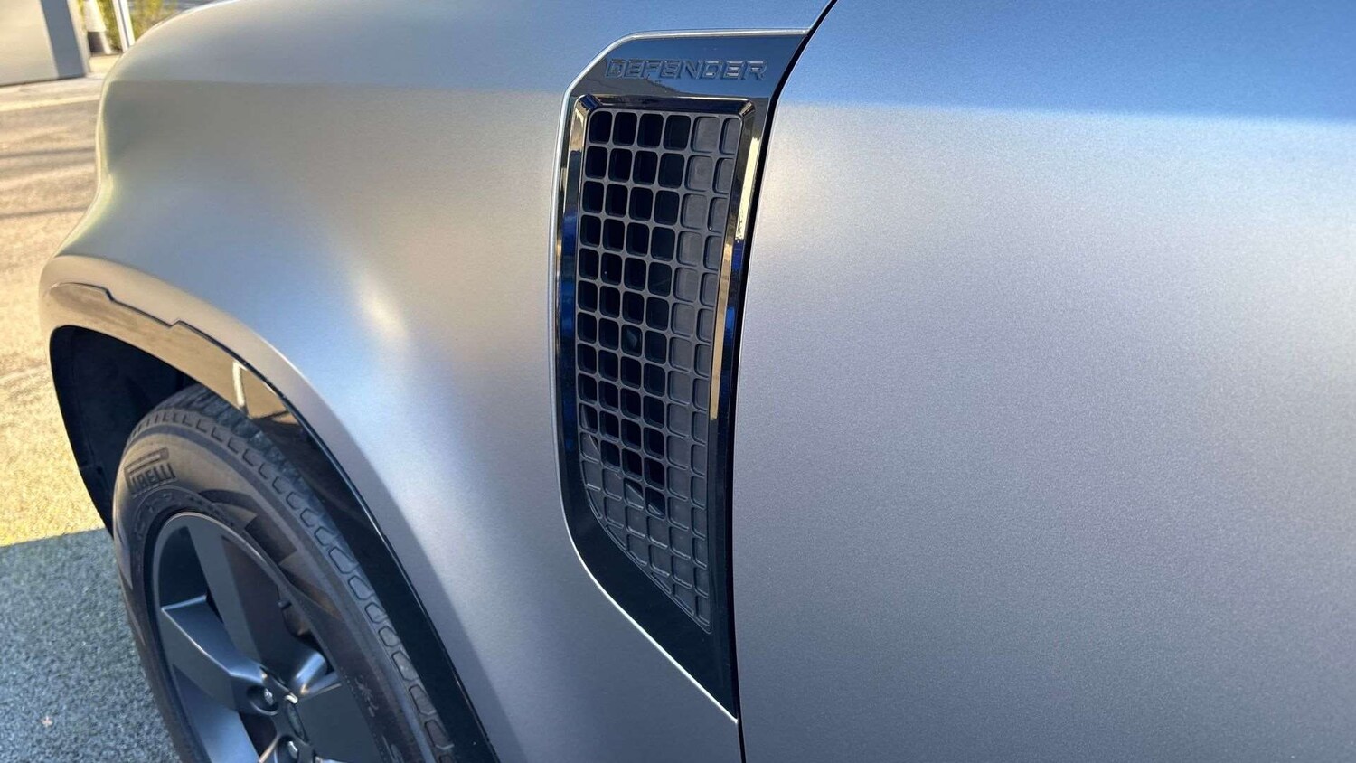 Used Land Rover Defender 110 2024 for sale - 76587688: Photo 28