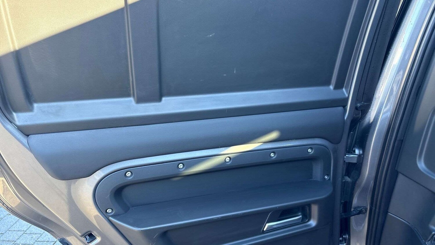 Used Land Rover Defender 110 2024 for sale - 76587688: Photo 32