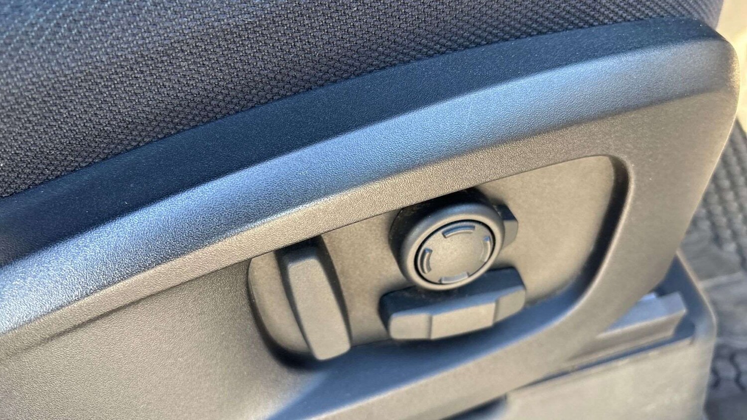 Used Land Rover Defender 110 2024 for sale - 76587688: Photo 35