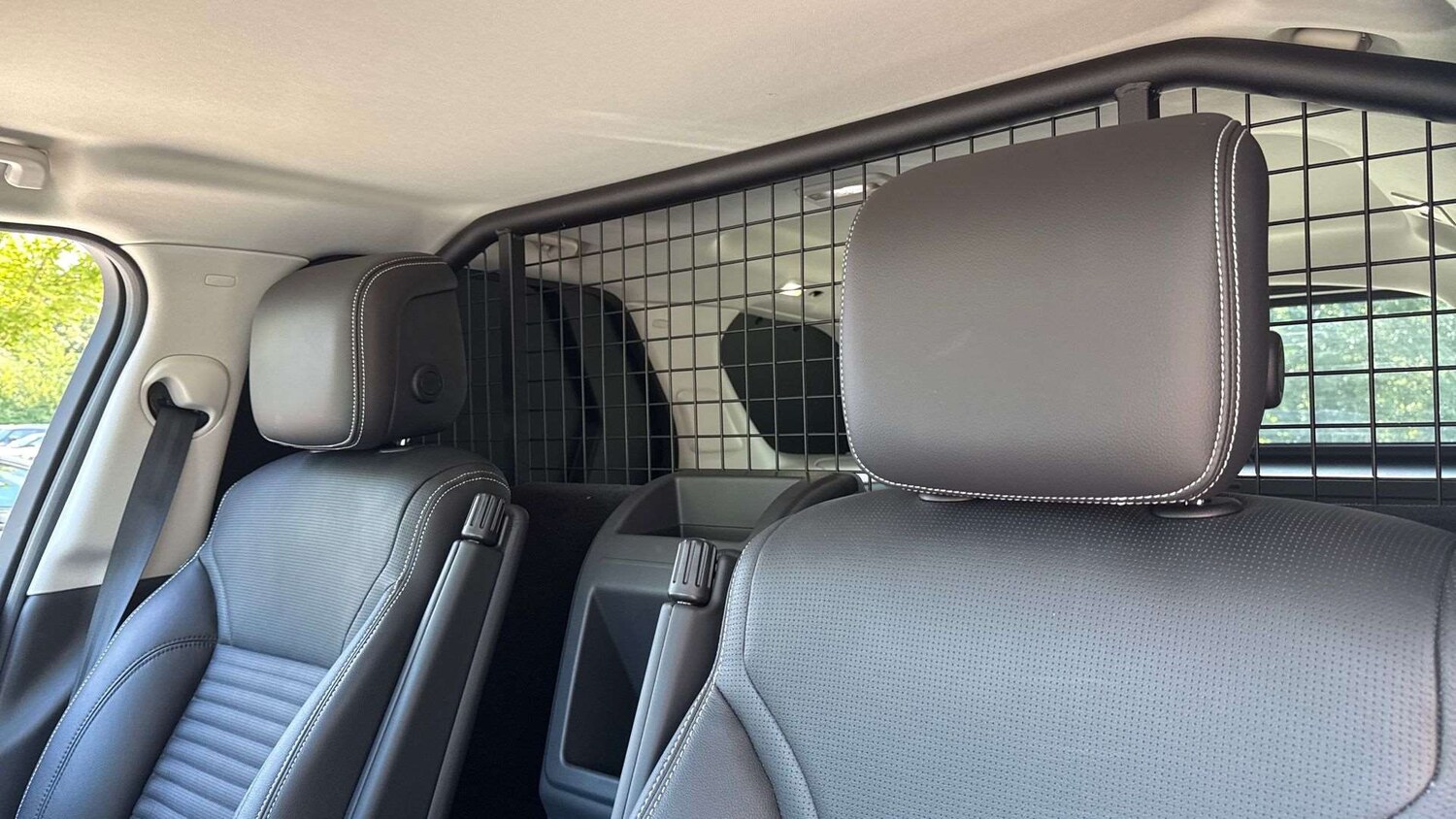 Used Land Rover Discovery 2024 for sale - 76460238: Photo 22