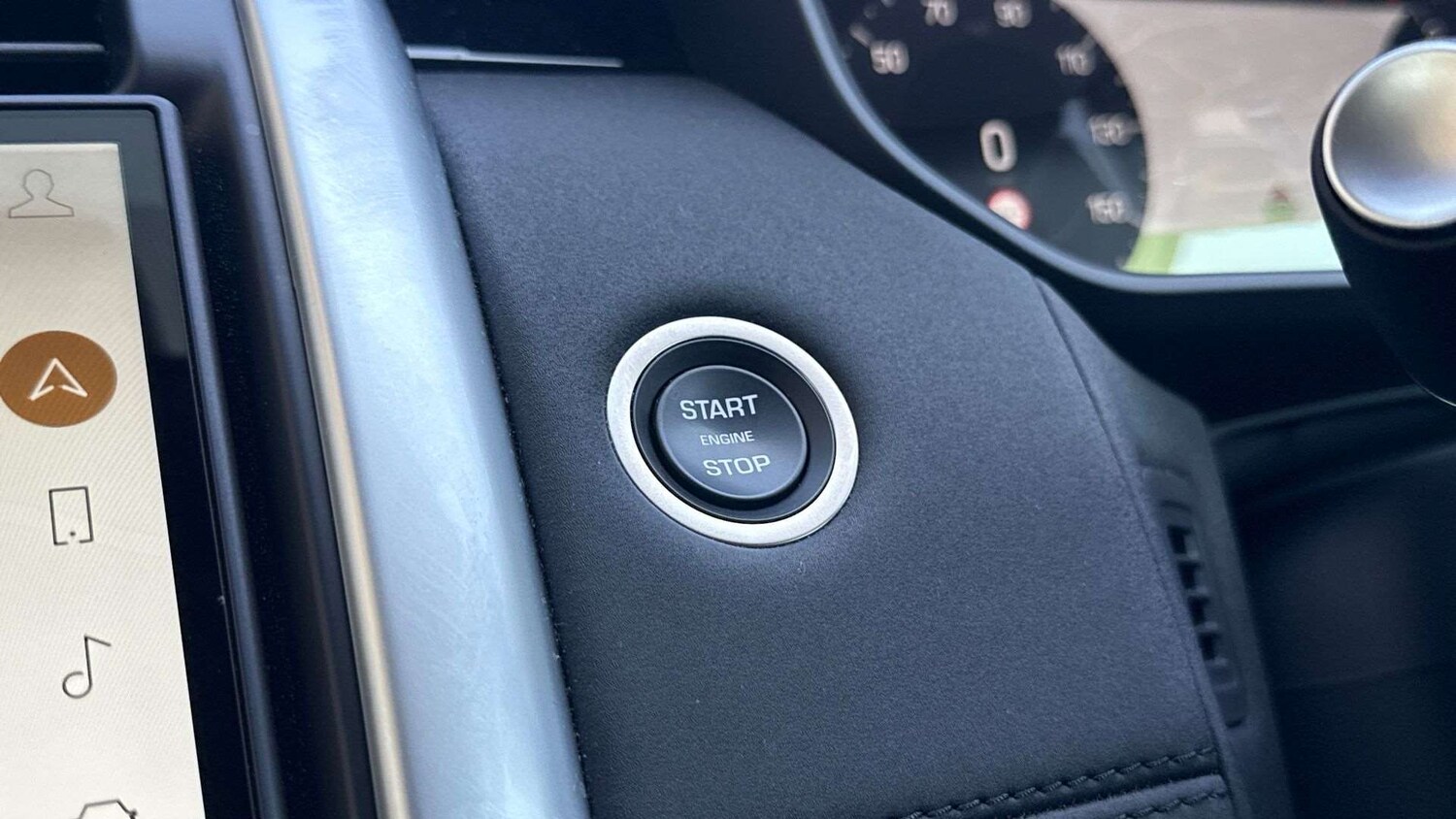 Used Land Rover Discovery 2024 for sale - 76460238: Photo 27