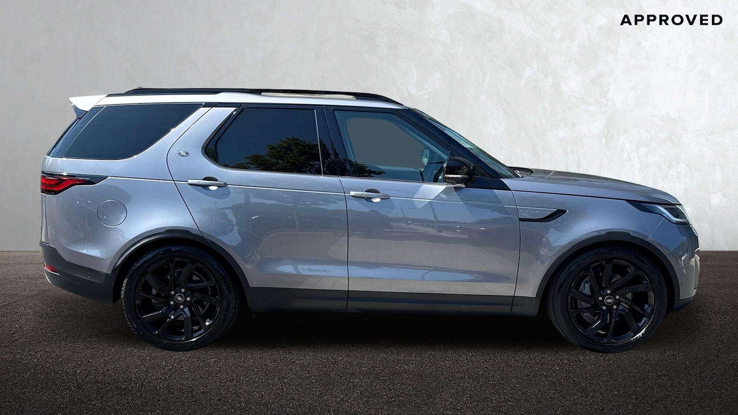 Used Land Rover Discovery 2024 for sale - 76460238: Photo 5