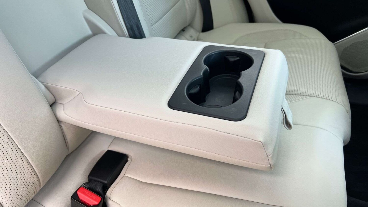 Used Jaguar F-Pace 2022 for sale - 76459816: Photo 26