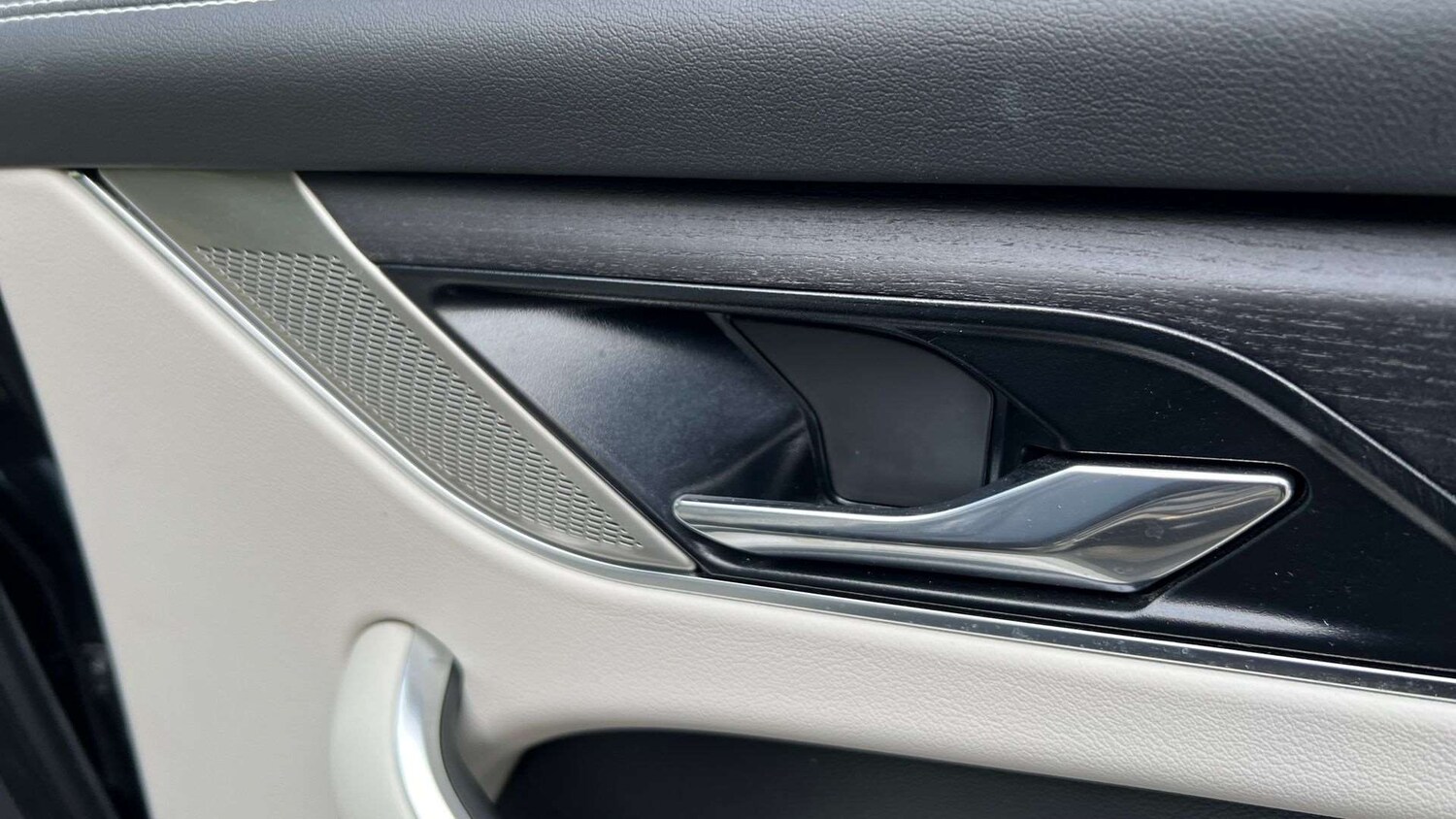 Used Jaguar F-Pace 2022 for sale - 76459816: Photo 27