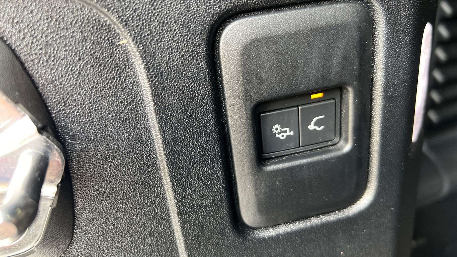 Used Land Rover Defender 90 2023 for sale - 76459953: Photo 27