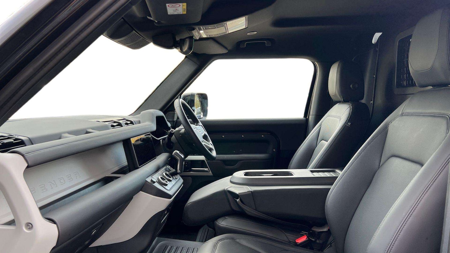 Used Land Rover Defender 90 2023 for sale - 76459953: Photo 3