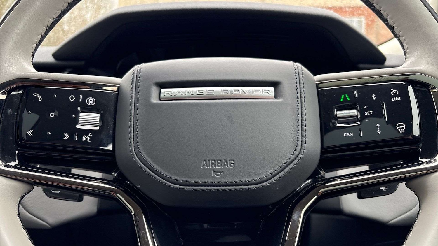 Used Land Rover Range Rover Velar 2024 for sale - 77661205: Photo 30