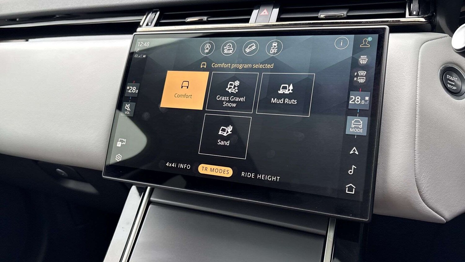 Used Land Rover Range Rover Velar 2024 for sale - 77661205: Photo 33