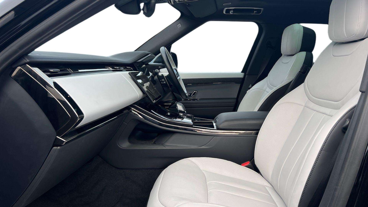 Used Land Rover Range Rover Sport 2024 for sale - 76576018: Photo 3