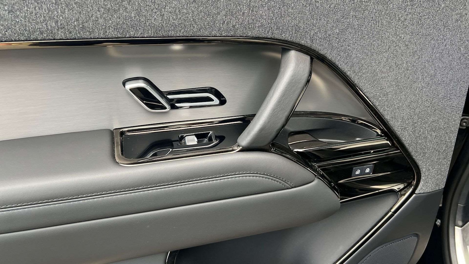 Used Land Rover Range Rover Sport 2024 for sale - 76576018: Photo 31