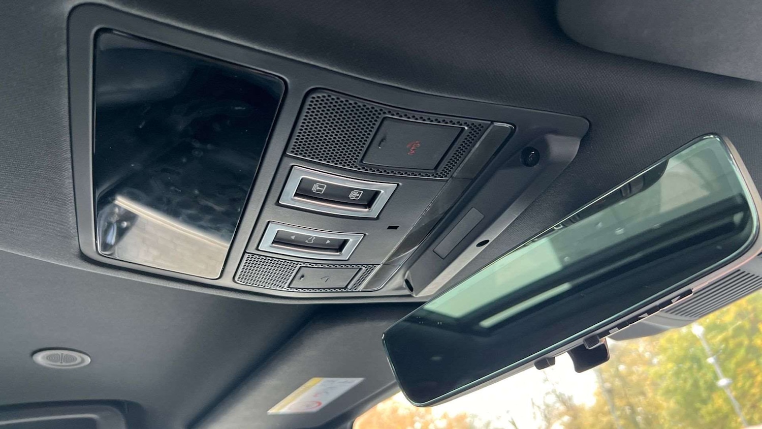 Used Land Rover Defender 2024 for sale - 76587622: Photo 23