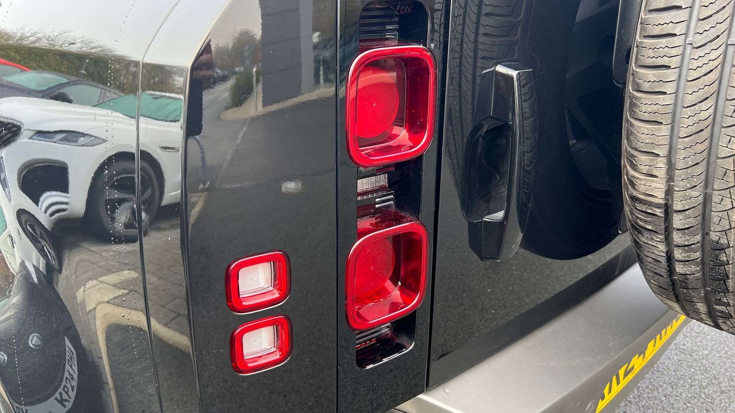 Used Land Rover Defender 2024 for sale - 76587622: Photo 26