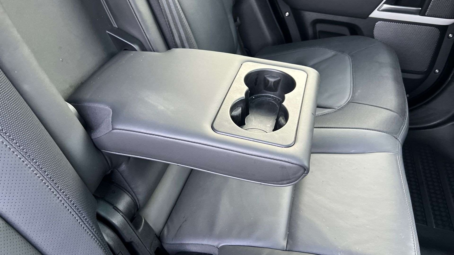 Used Land Rover Defender 2024 for sale - 76587622: Photo 29