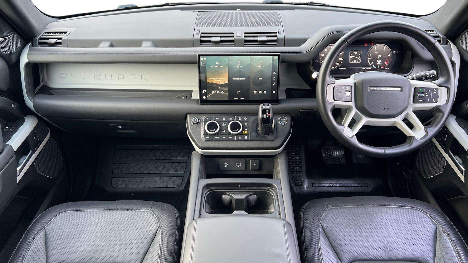 Used Land Rover Defender 2024 for sale - 76587622: Photo 9