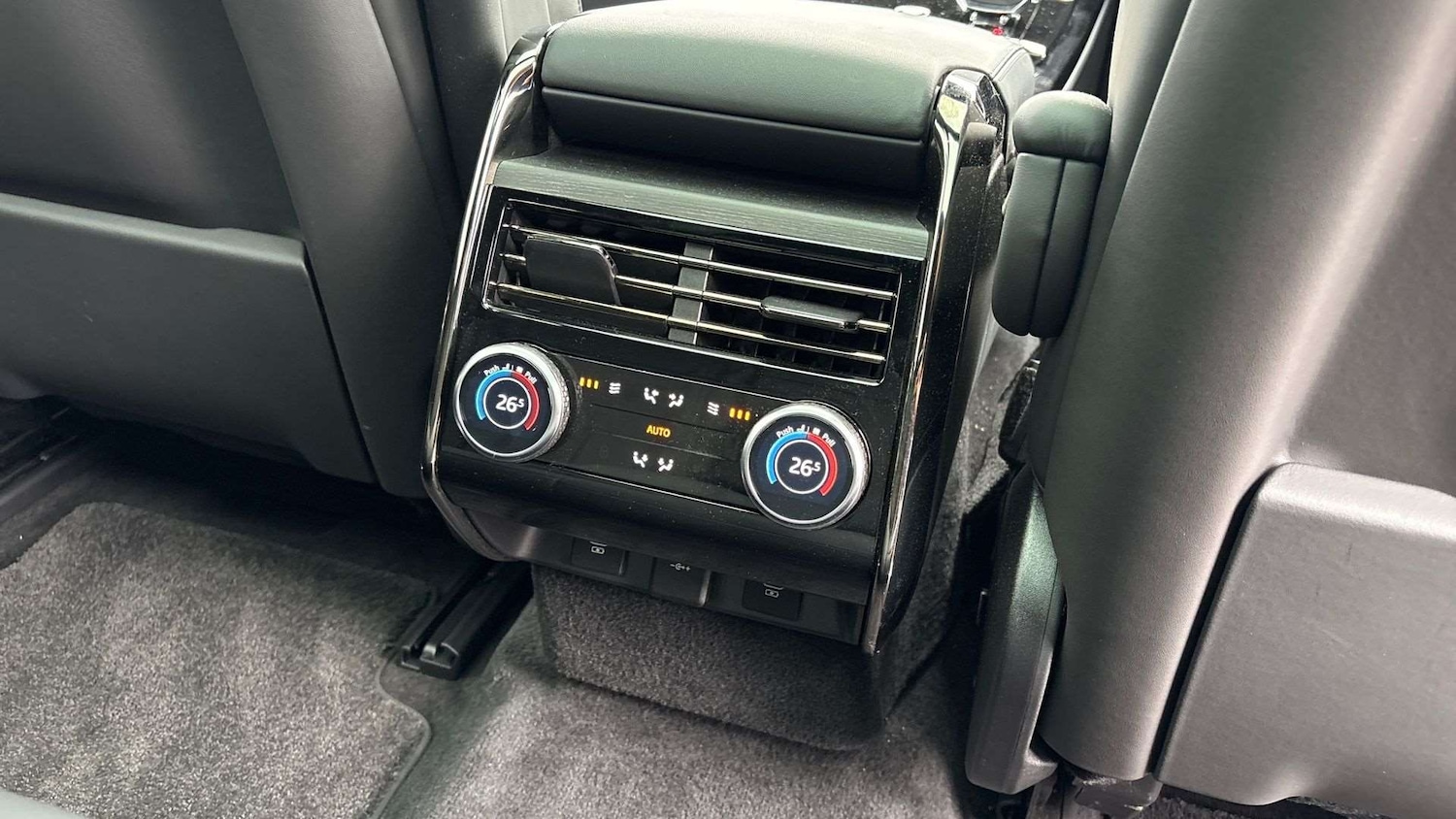 Used Land Rover Range Rover Sport 2024 for sale - 76624495: Photo 18