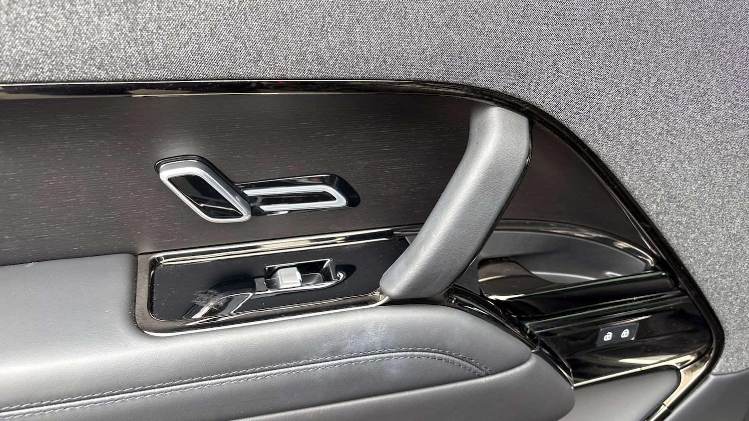 Used Land Rover Range Rover Sport 2024 for sale - 76624495: Photo 31