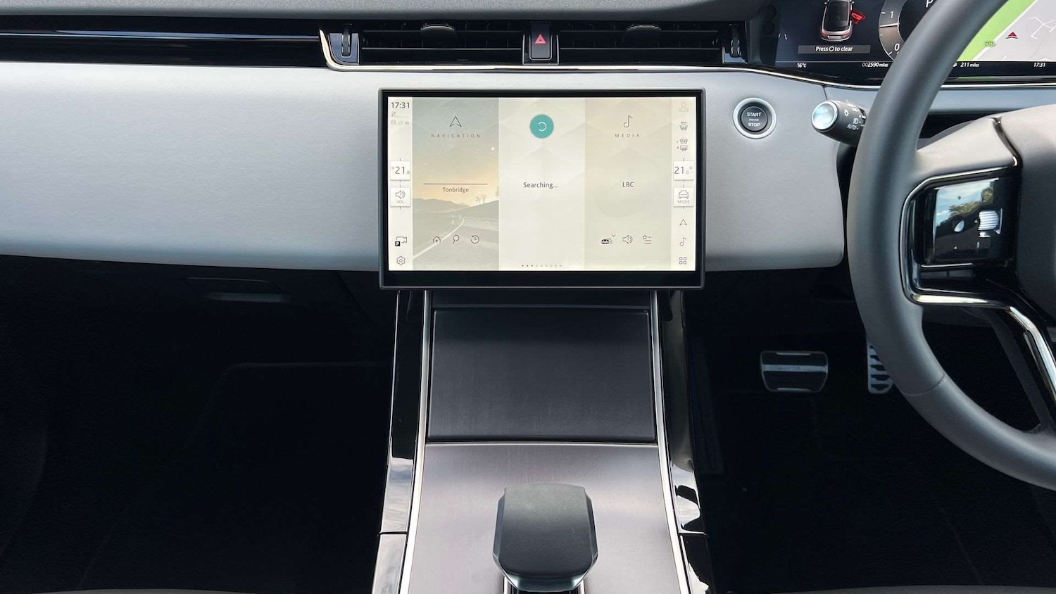 Used Land Rover Range Rover Evoque 2025 for sale - 78037505: Photo 14