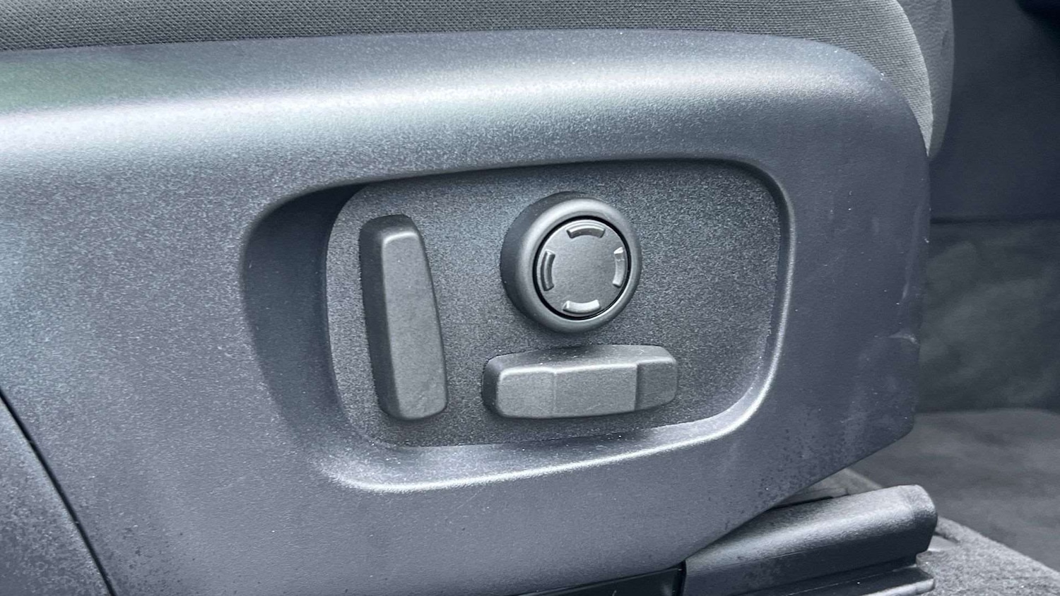 Used Land Rover Range Rover Evoque 2025 for sale - 78037505: Photo 26