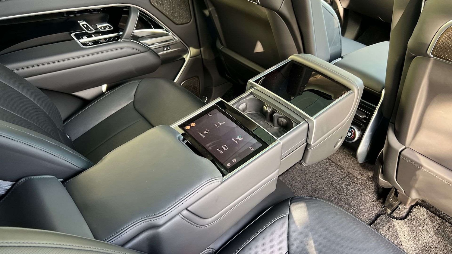 Used Land Rover Range Rover 2025 for sale - 76460012: Photo 26