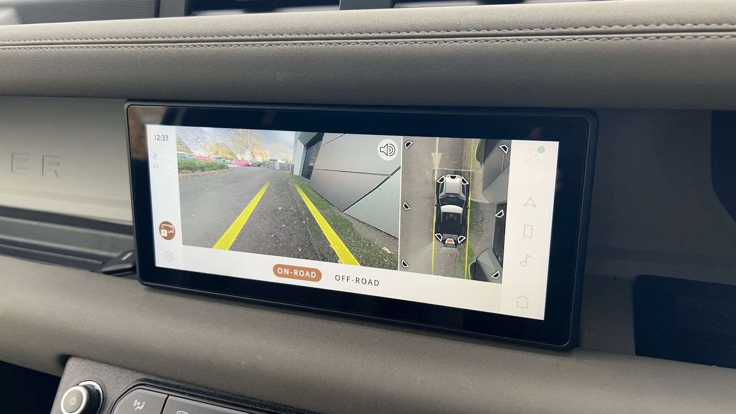 Used Land Rover Defender 2021 for sale - 76475839: Photo 12