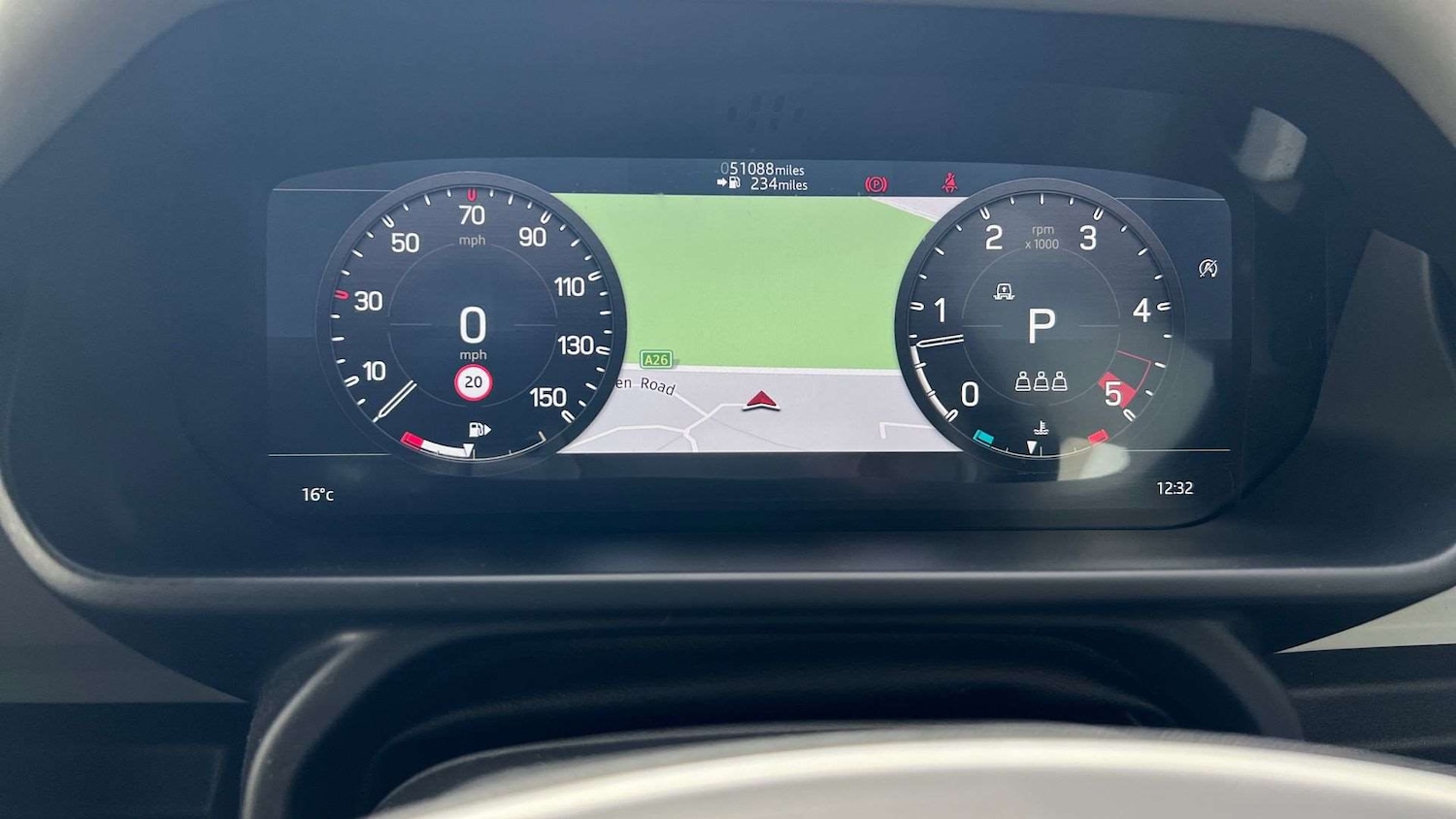 Used Land Rover Defender 2021 for sale - 76475839: Photo 16