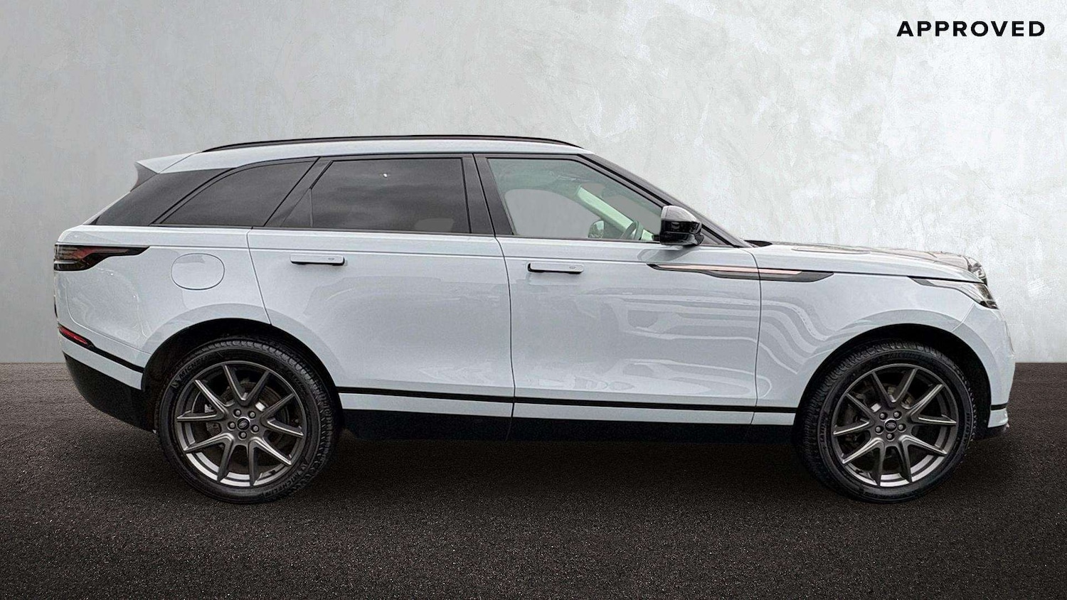 Used Land Rover Range Rover Velar 2024 for sale - 77500439: Photo 5