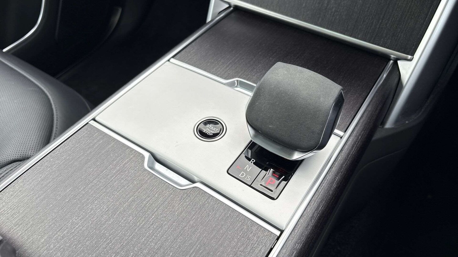 Used Land Rover Range Rover 2024 for sale - 76636682: Photo 13