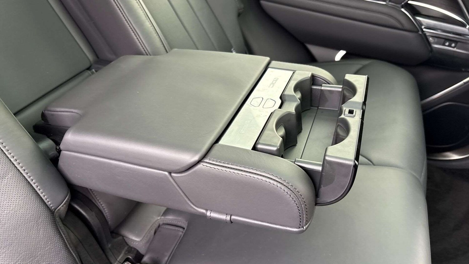 Used Land Rover Range Rover 2024 for sale - 76636682: Photo 30