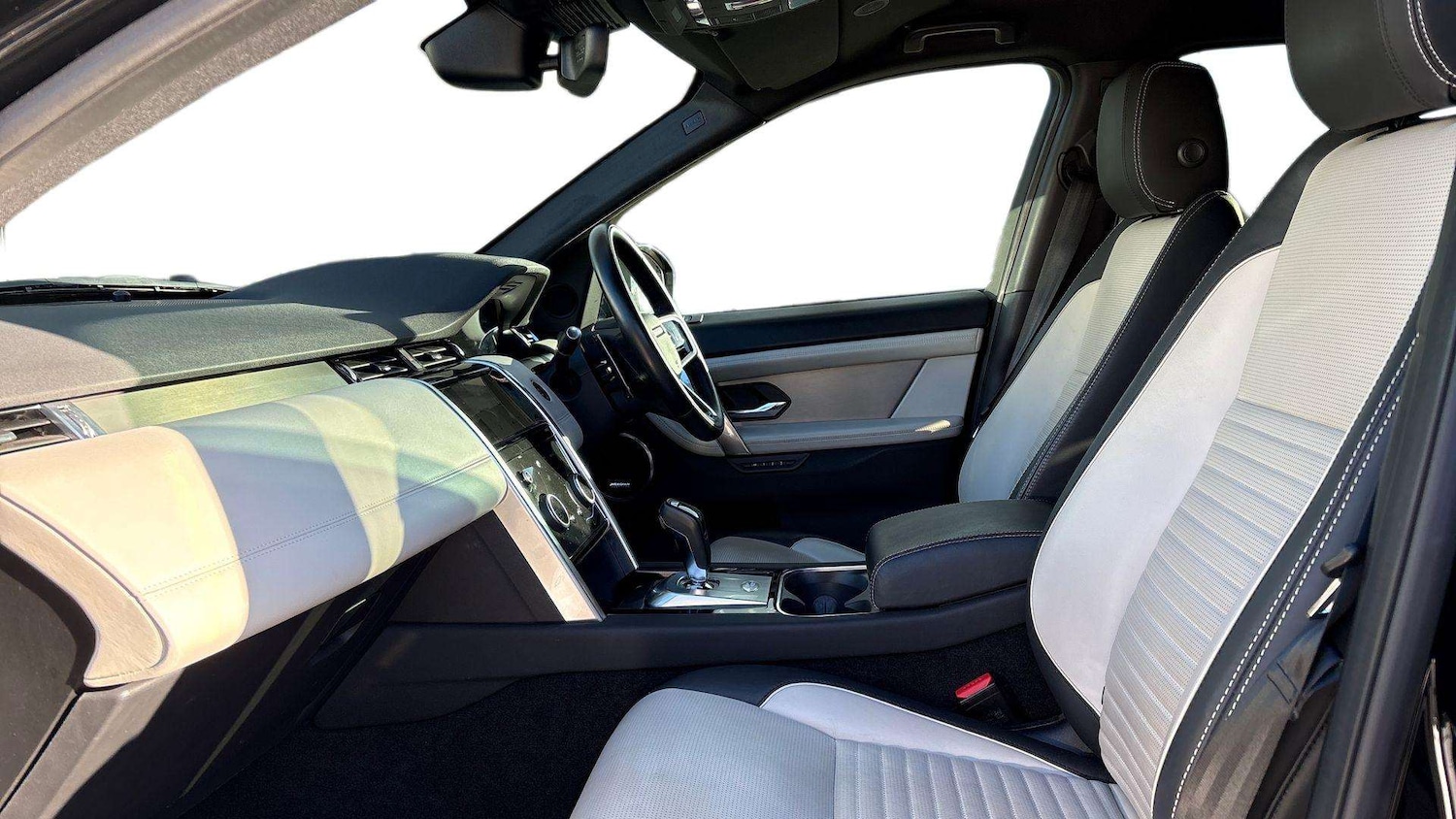 Used Land Rover Discovery Sport for sale - 77219722: Photo 3