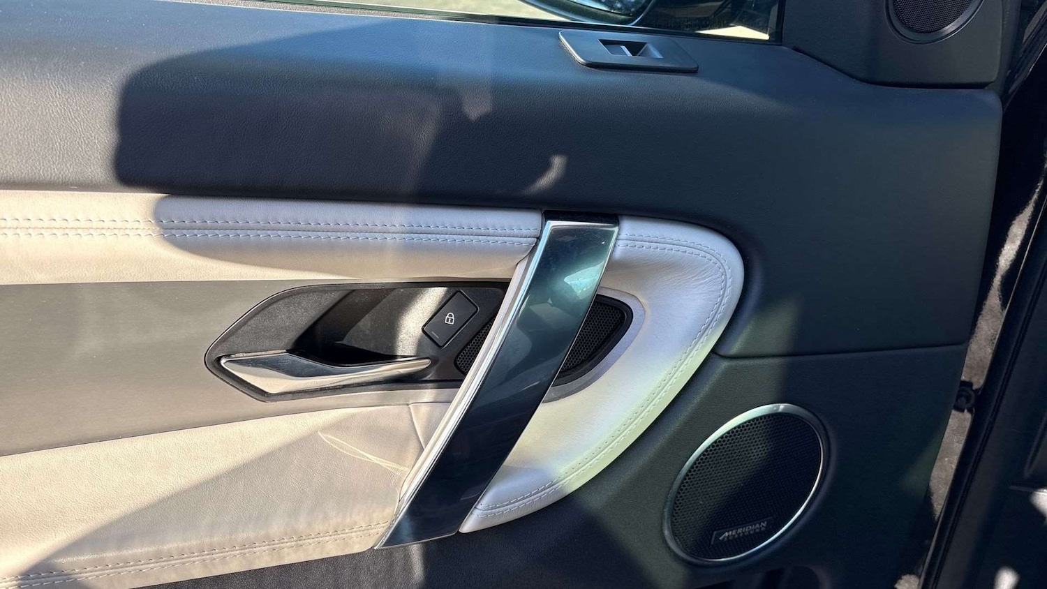 Used Land Rover Discovery Sport for sale - 77219722: Photo 30