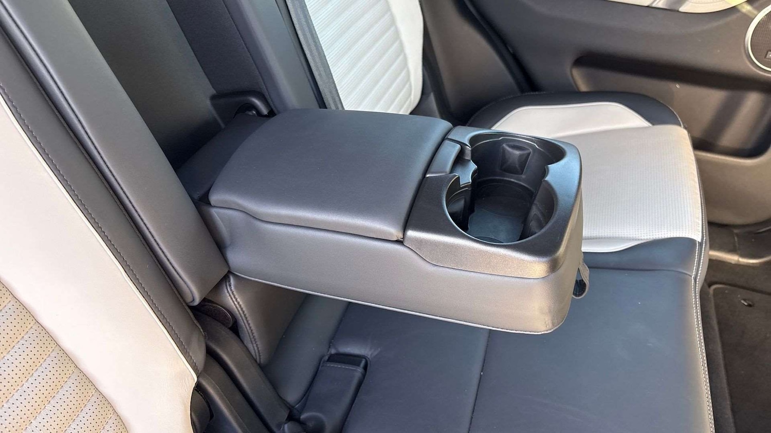 Used Land Rover Discovery Sport for sale - 77219722: Photo 33