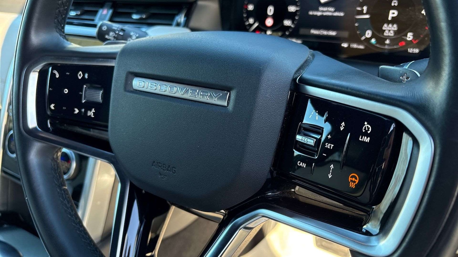 Used Land Rover Discovery Sport for sale - 77219722: Photo 35