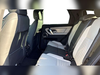 Used Land Rover Discovery Sport 2023 for sale - 77219722: Photo