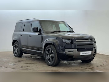 Used Land Rover Defender 2024 for sale - 76460182: Photo