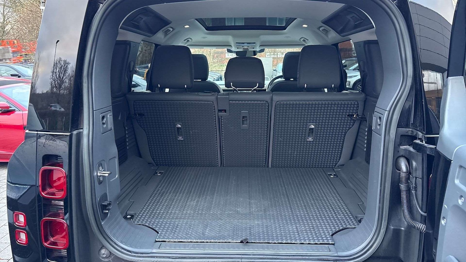 Used Land Rover Defender 2022 for sale - 76789239: Photo 10