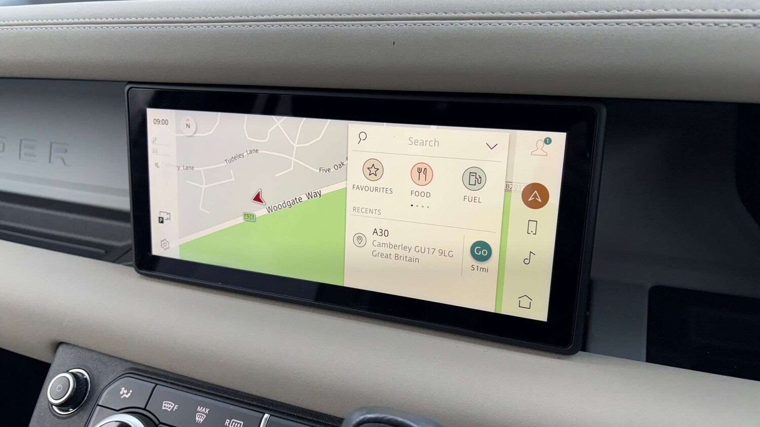 Used Land Rover Defender 2022 for sale - 76789239: Photo 11