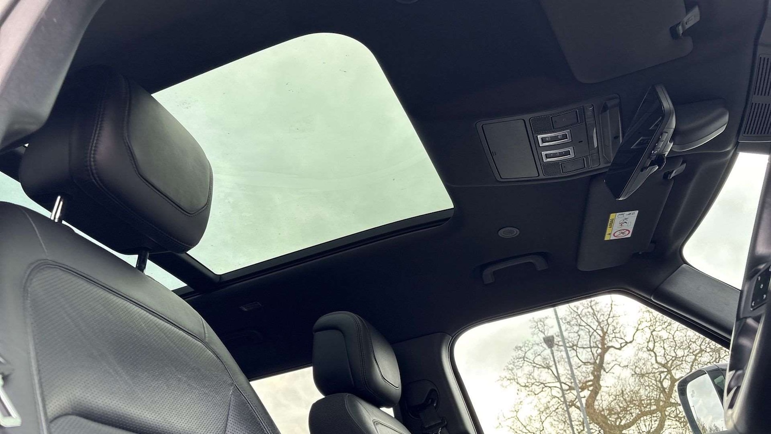 Used Land Rover Defender 2022 for sale - 76587549: Photo 21