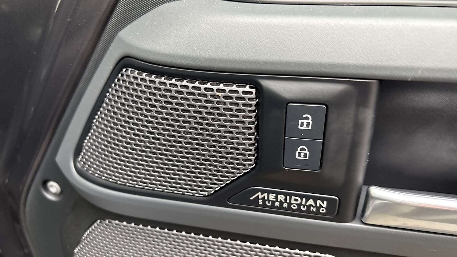 Used Land Rover Defender 2022 for sale - 76587549: Photo 24